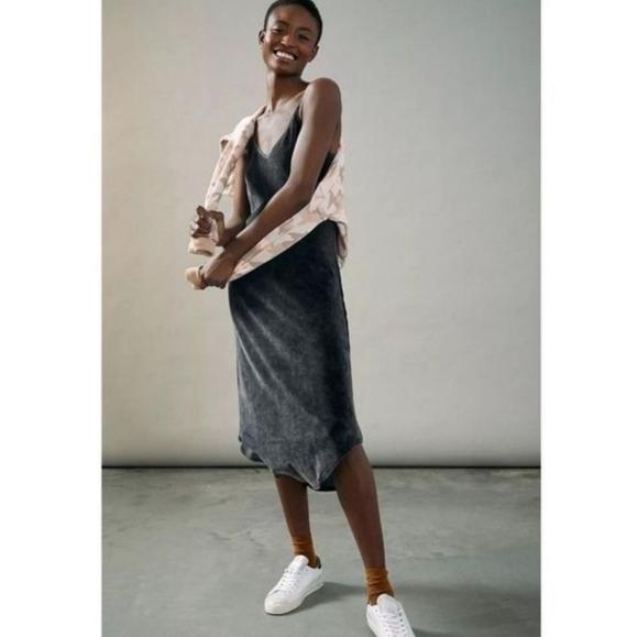 Anthropologie Dresses & Skirts - Anthropologie Cloth & Stone Women's Velvet Grey Midi Dress Size X-Small